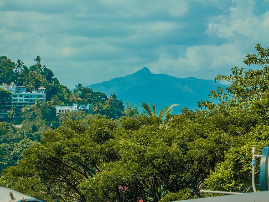 Aronka Homestay Kandy Extérieur photo
