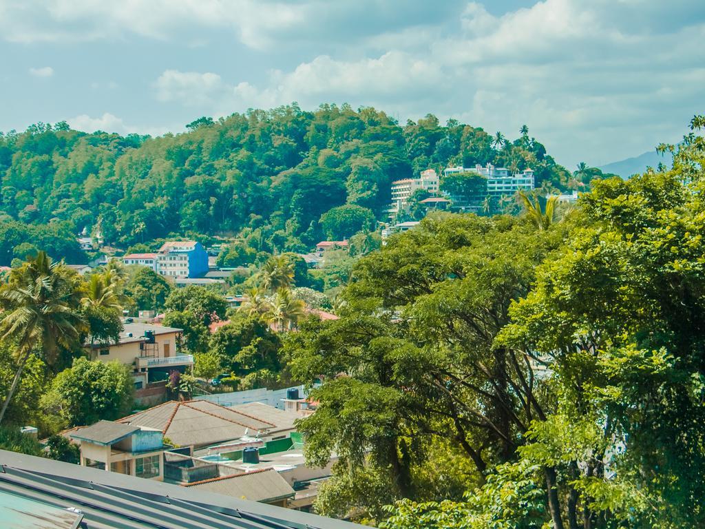 Aronka Homestay Kandy Extérieur photo