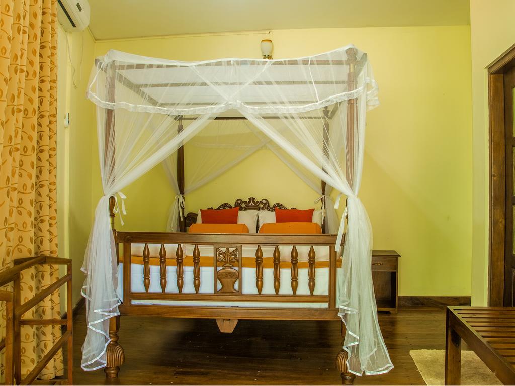 Aronka Homestay Kandy Extérieur photo