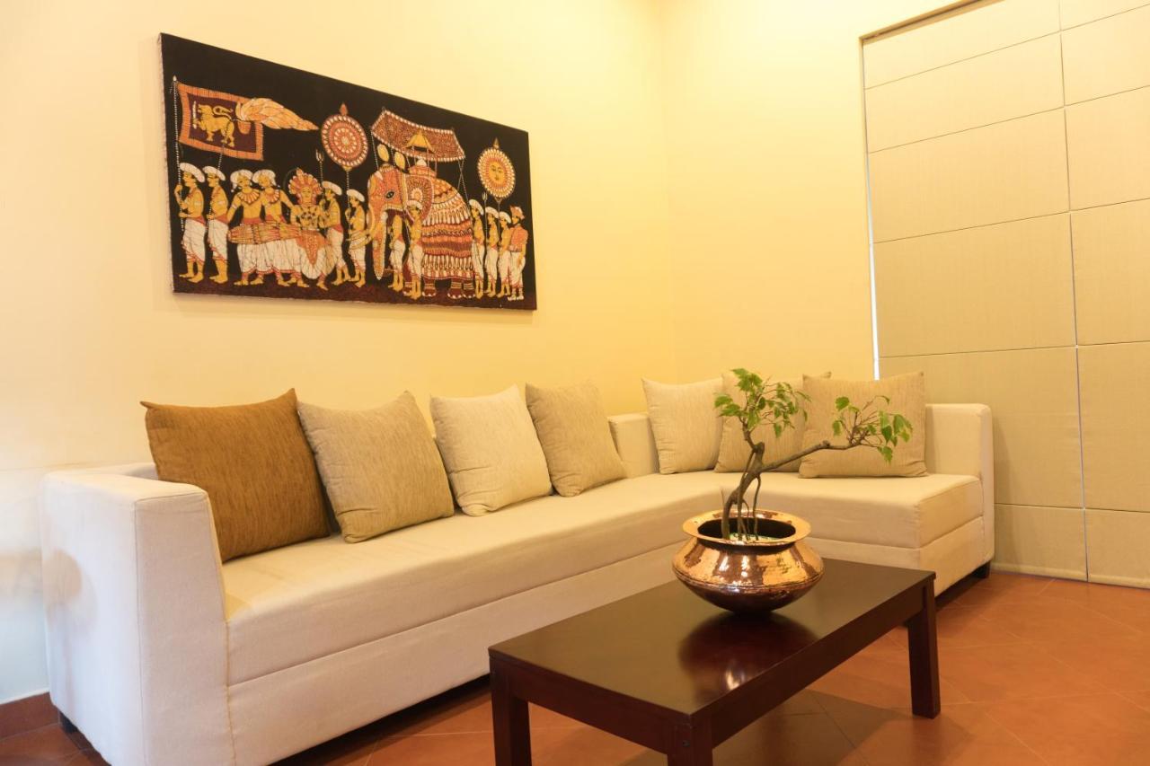 Aronka Homestay Kandy Extérieur photo